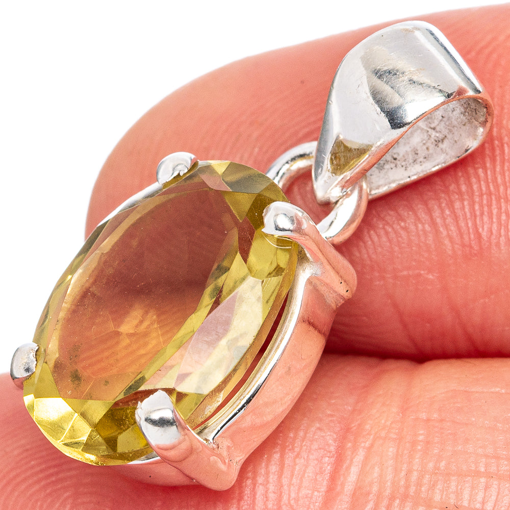 Value Lemon Quartz Pendant 7/8" (925 Sterling Silver) P42052