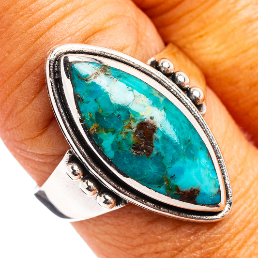 Native Style Mohave turquoise oval ring in .925 sterling silver with bead-textured band