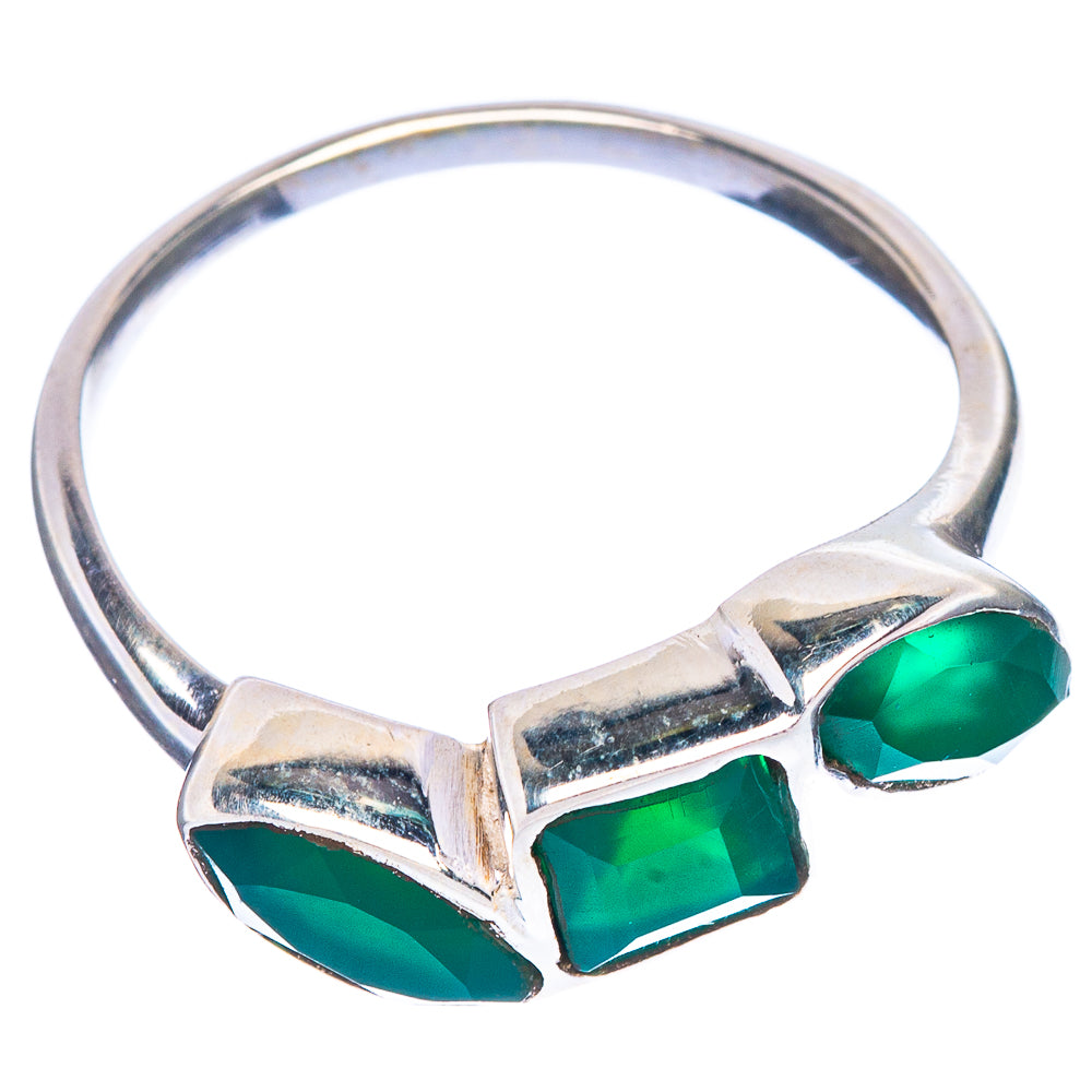 Green Onyx Ring Size 8 (925 Sterling Silver) R147081