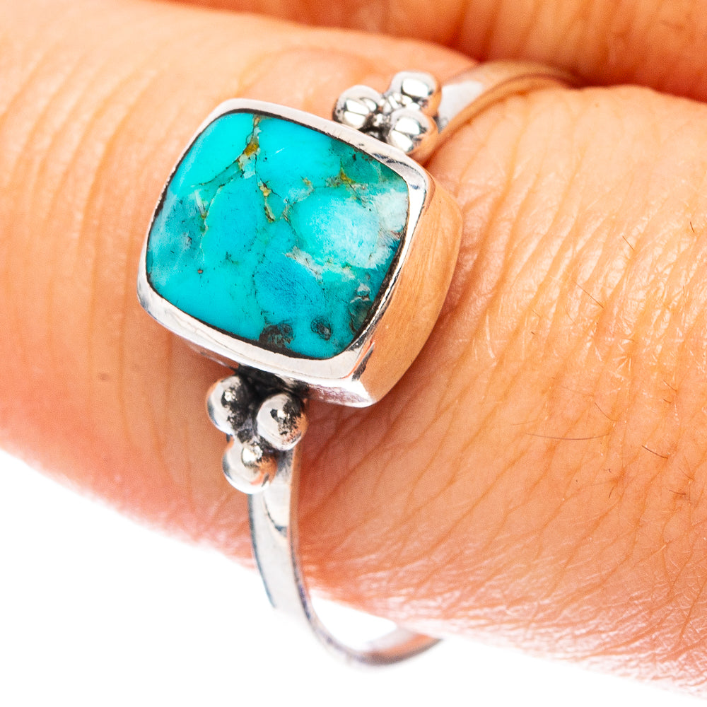 925 sterling silver turquoise cabochon ring with bezel setting, close-up on the stone