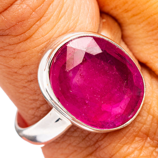 Ruby glass-filled ring in .925 sterling silver, oval magenta stone, size 10