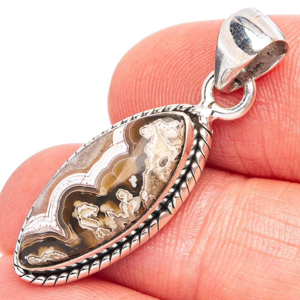 Sterling silver lace agate teardrop pendant with rope-edge detail