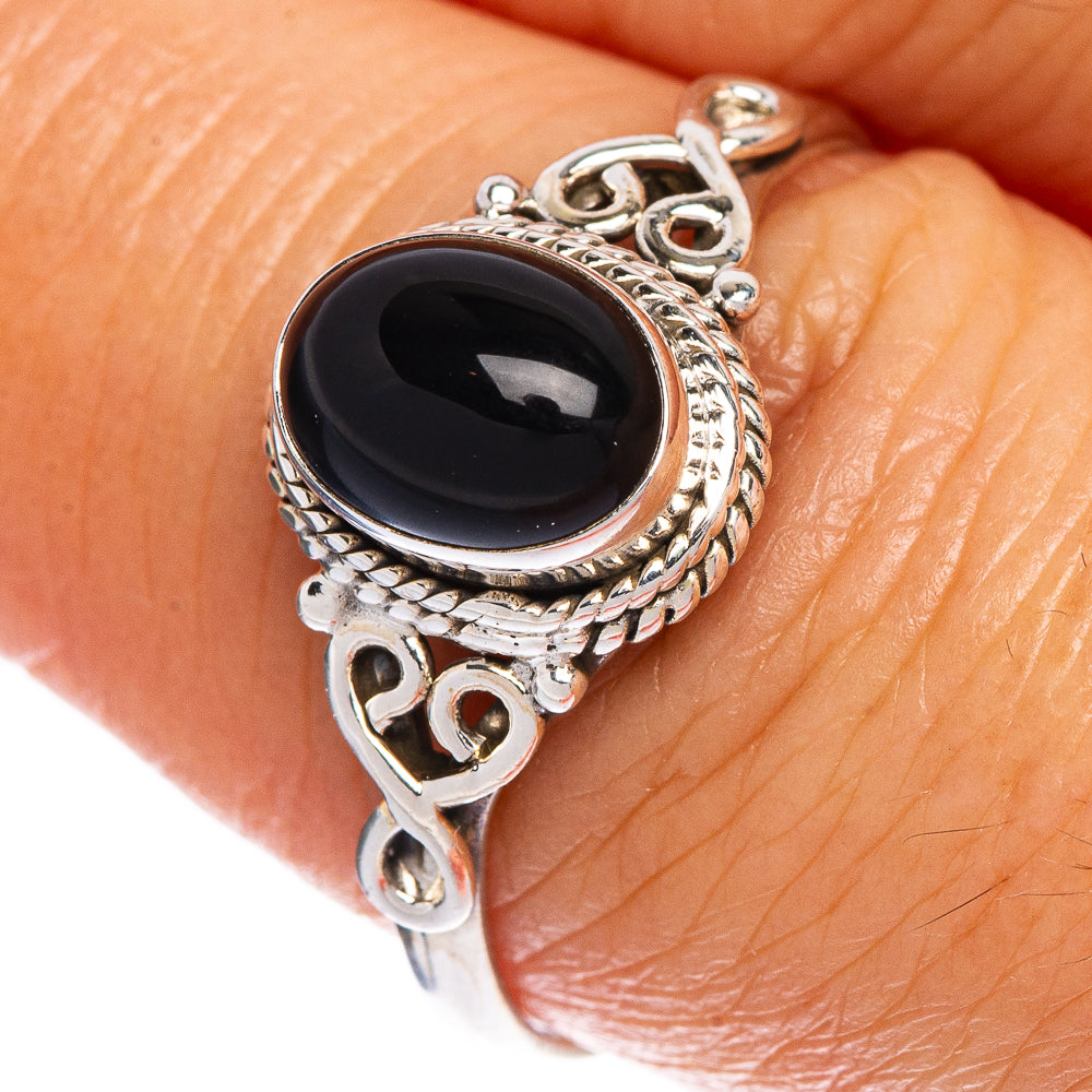 Black Onyx Dainty Ring Size 8.75 (925 Sterling Silver) R147289