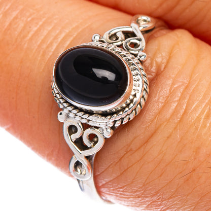 Black Onyx Dainty Ring Size 8.75 (925 Sterling Silver) R147289