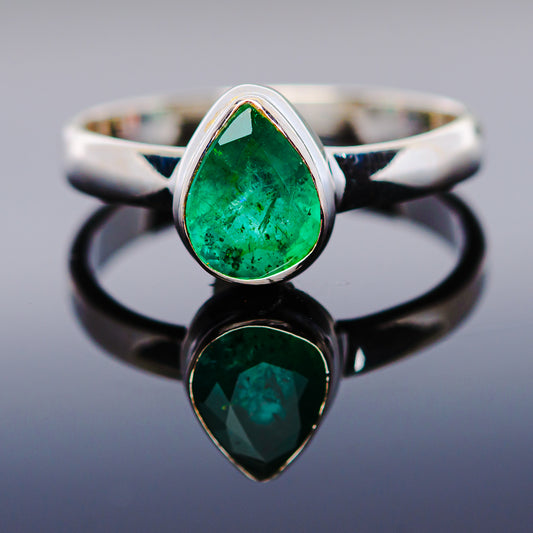 1ct Premium Zambian Emerald Ring Size 6 (.925 Sterling Silver)