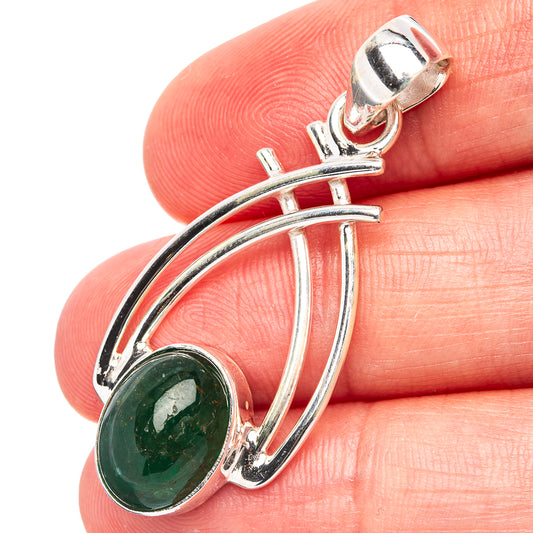 Oval emerald green stone sterling silver pendant with double-arc detailing
