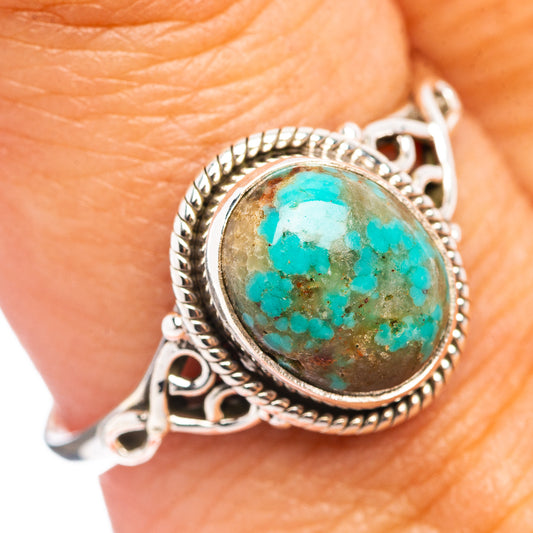 Mojave turquoise cabochon ring in .925 sterling silver, round bezel with rope border