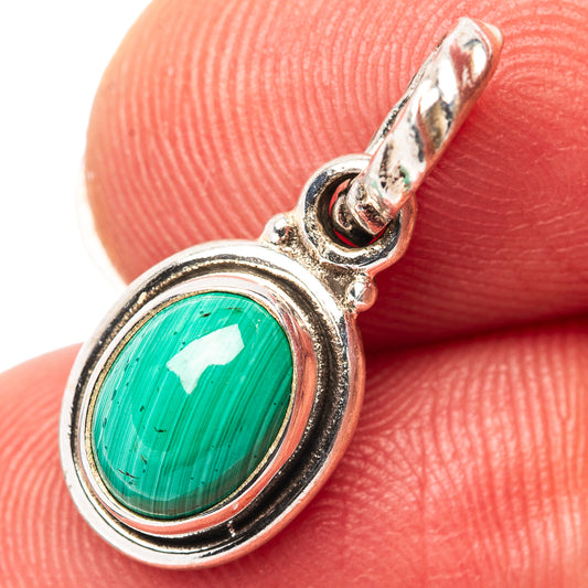 Dainty malachite pendant in .925 sterling silver, oval green stone detail