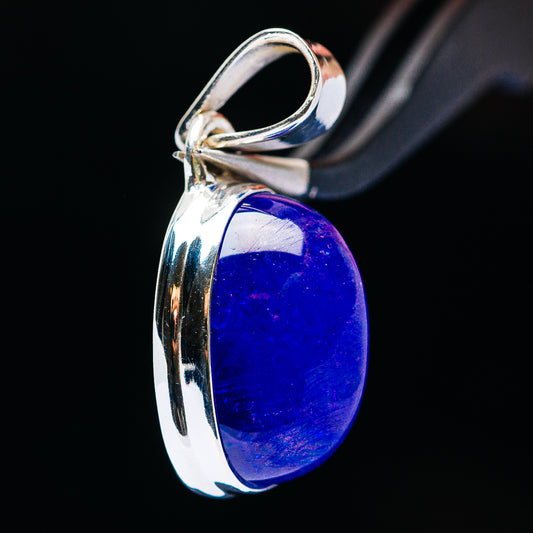 22.4ct Premium Tanzanite Pendant 1 1/4" (.925 Sterling Silver)