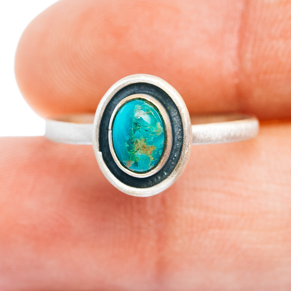 Southwestern Style Royston Turquoise Ring Size 7.75 (.925 Sterling Silver)