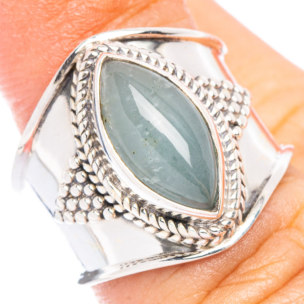 Aquamarine oval gemstone sterling silver ring with rope braid bezel, size 5.75