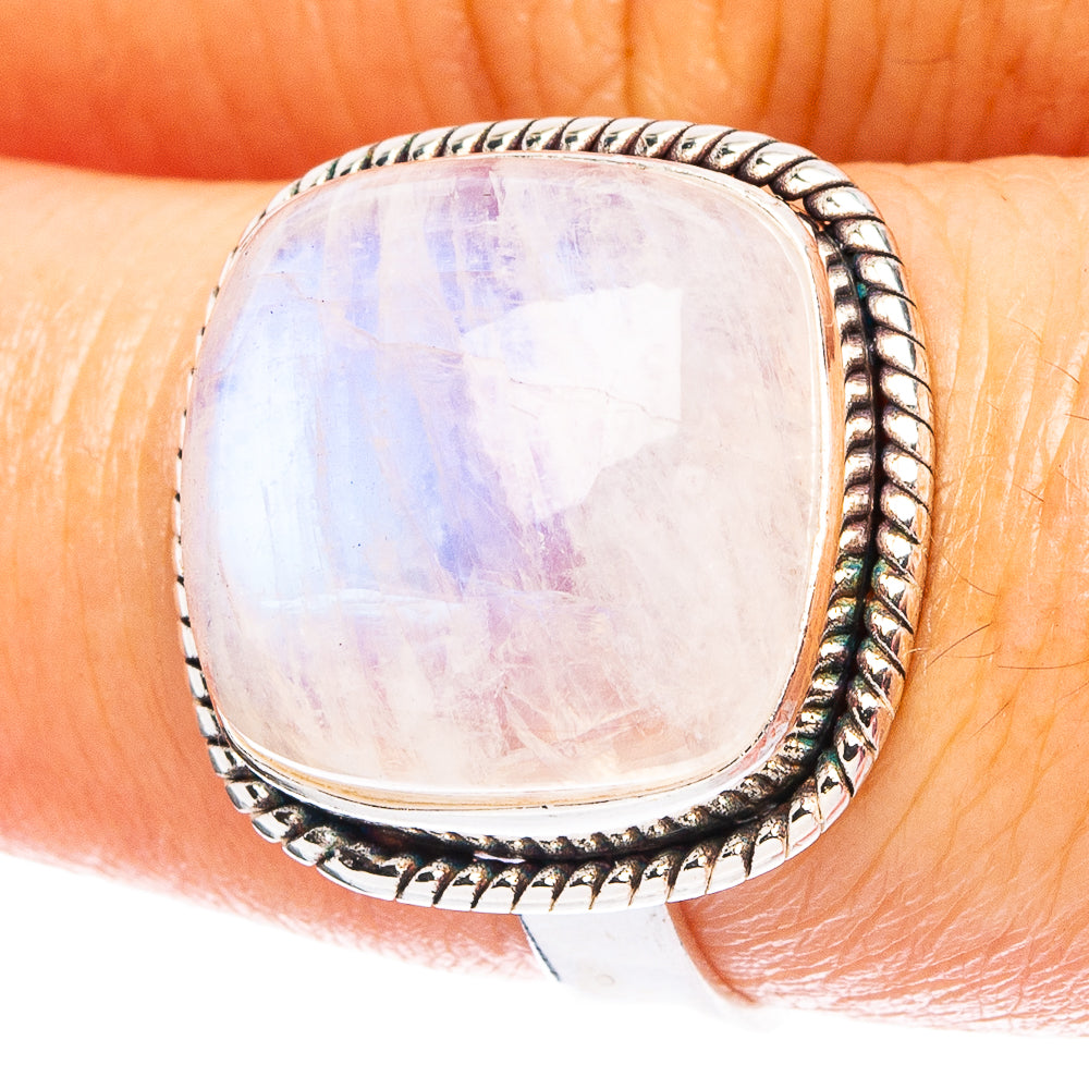 Rainbow Moonstone 925 Sterling Silver Ring Size 7.75 (925 Sterling Silver) R6163