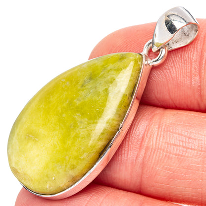 Serpentine Stone Pendant 1 5/8" (925 Sterling Silver) P43130