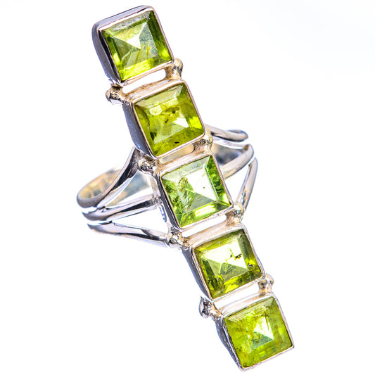 Large Peridot Ring Size 8.25 (925 Sterling Silver) R142338