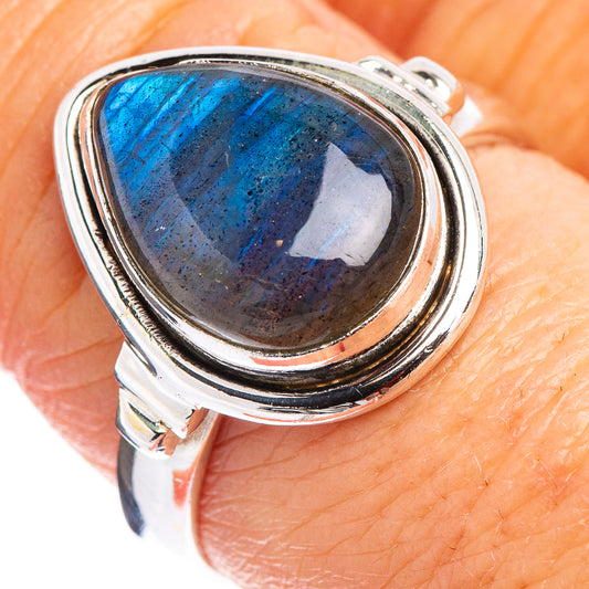 Oval labradorite ring in .925 sterling silver, size 8.5, blue flash bezel setting