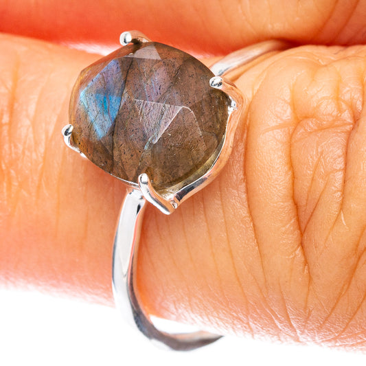 Value Labradorite Ring Size 7.75 (925 Sterling Silver) R7555