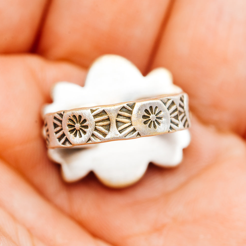Southwestern .925 sterling silver ring band with engraved floral and sunburst details