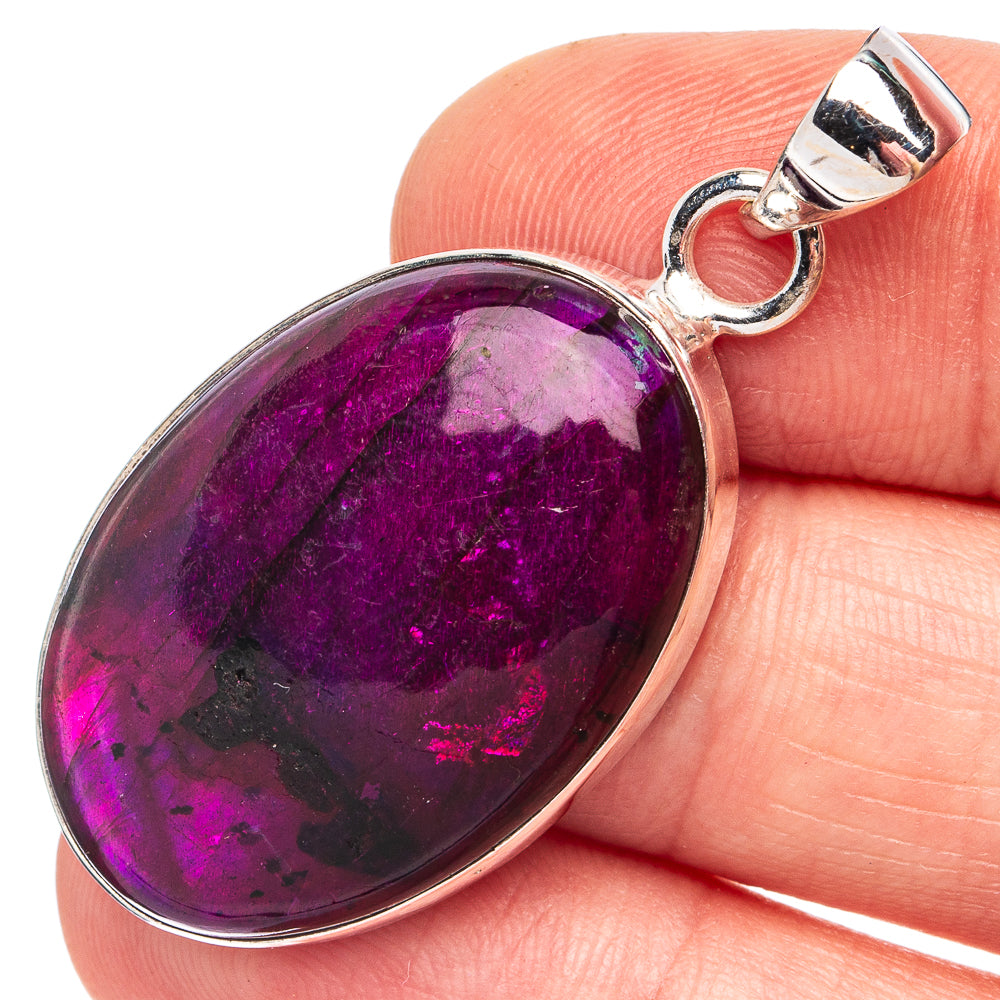 Oval purple labradorite cabochon pendant in polished 925 sterling silver bezel