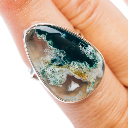 Sterling silver ring with oval moss agate cabochon, dark green and cream marbled