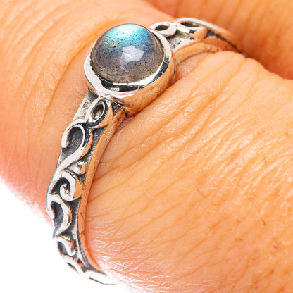 Labradorite Ring Size 7.75 (925 Sterling Silver) R5523
