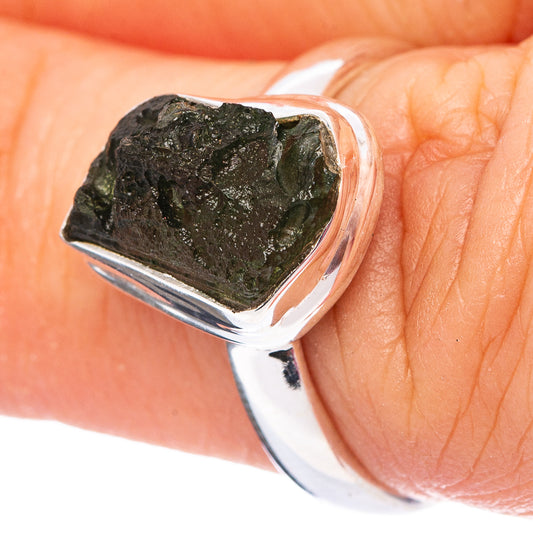Sterling silver ring with rough green moldavite, size 6.25