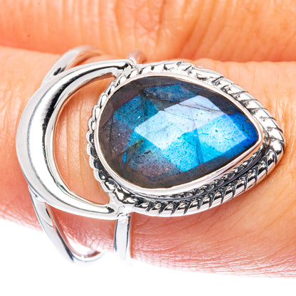 Premium Labradorite 925 Sterling Silver Ring Size 6.75 (925 Sterling Silver) R2666