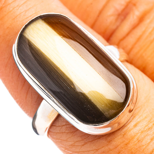 Oval striped jasper cabochon ring in .925 sterling silver, size 7.75