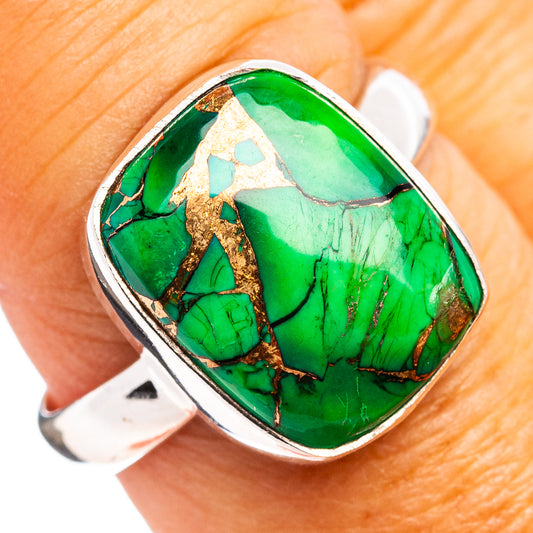 925 sterling silver ring with green turquoise oval stone and gold-toned accents