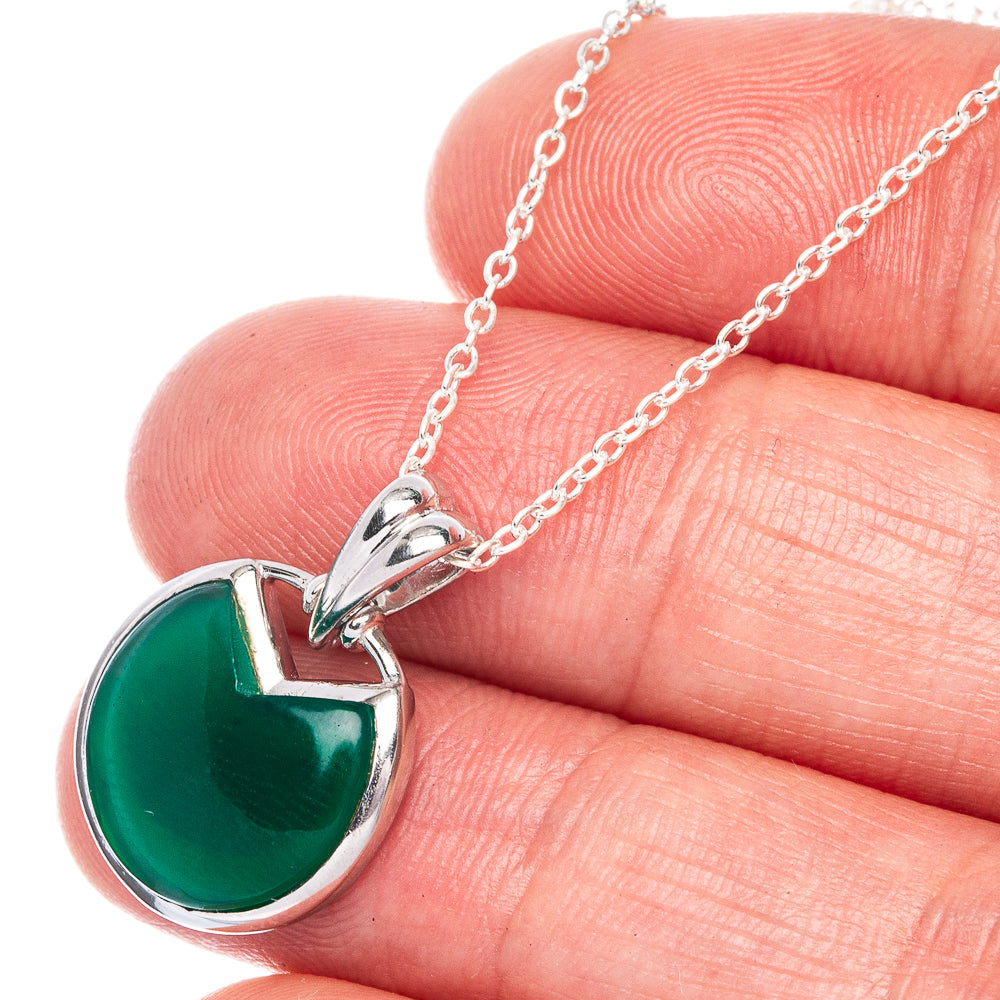 Green Onyx Necklace 17 7/8" (925 Sterling Silver) N90032