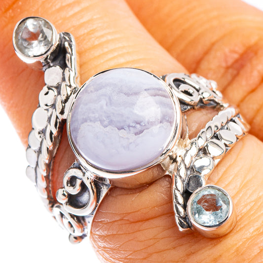 Round lavender agate-style gemstone sterling silver ring with blue accents, size 6.75