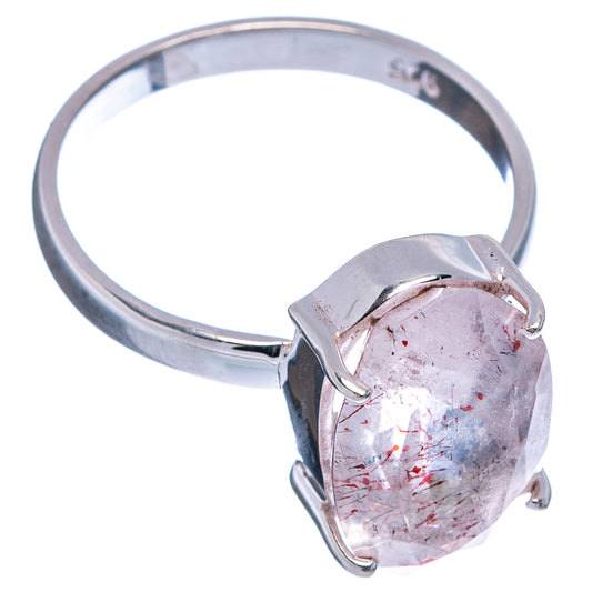Super 7 ring in .925 sterling silver with faceted oval stone in prongs