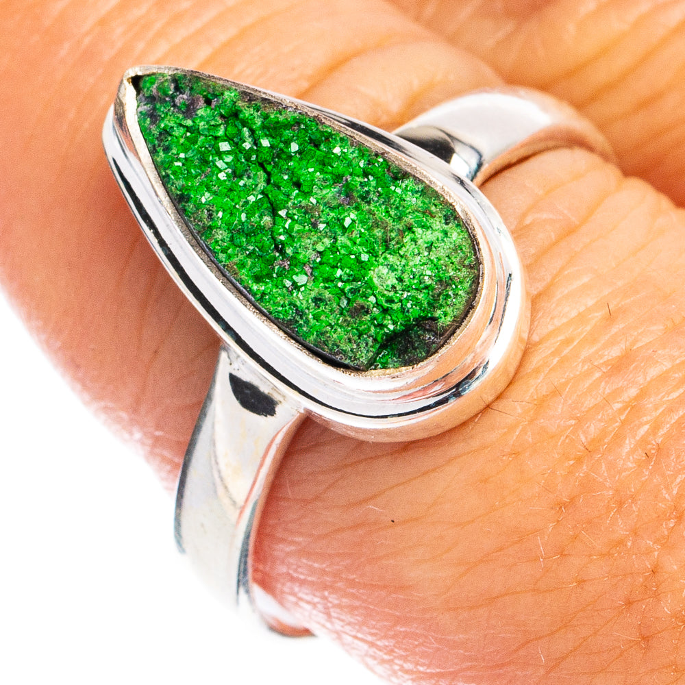 Rare Uvarovite Garnet Ring Size 8.5 (925 Sterling Silver) R8495