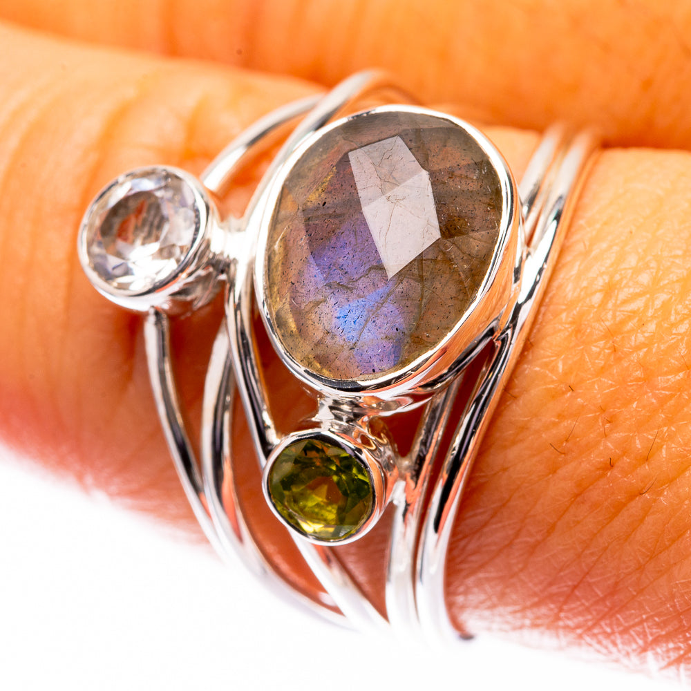 Premium Labradorite, White Quartz, Peridot Ring Size 9 (925 Sterling Silver) R141784