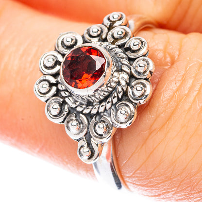 Value Garnet Ring Size 7.25 (925 Sterling Silver) R3074