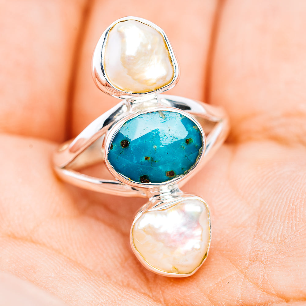 Faceted Apatite, Baroque Pearl Ring Size 8 (.925 Sterling Silver)