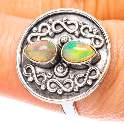 Rare Ethiopian Opal 925 Sterling Silver Ring Size 7 (925 Sterling Silver) R3876