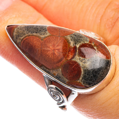 Poppy jasper ring in 925 sterling silver, teardrop cabochon with heart pattern