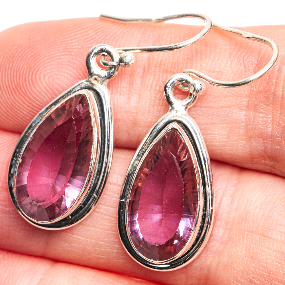 Teardrop color-change earrings in 925 sterling silver with purple faceted stone