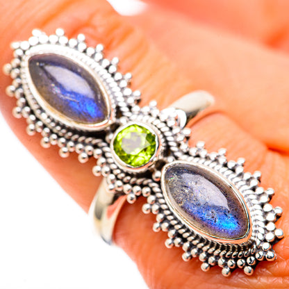 Large Labradorite, Peridot Ring Size 9 (925 Sterling Silver) RING138005