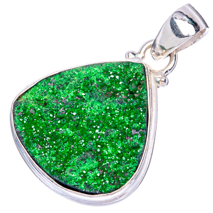 Rough Uarovite Garnet 925 Sterling Silver Pendant 1 1/4" (925 Sterling Silver) P41889
