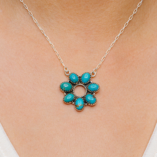 Southwestern Style King's Manassa Turquoise Necklace 16 to 18" (.925 Sterling Silver)