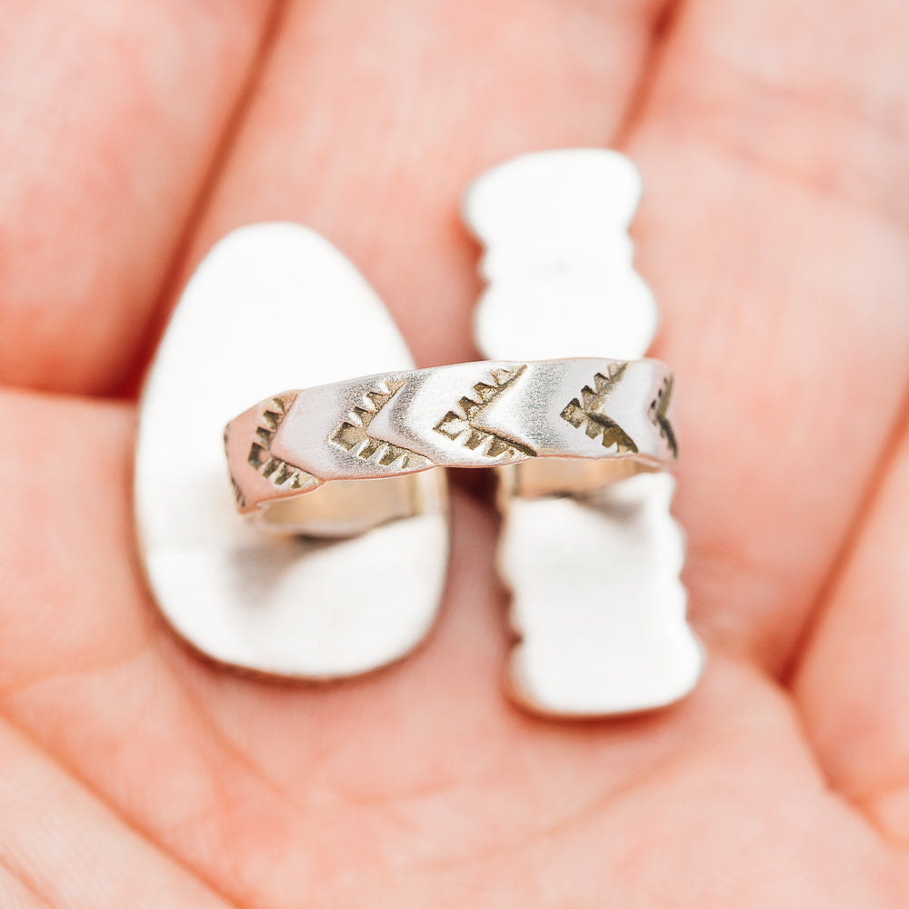 Exclusive Sierra Bella Turquoise, White Buffalo Turquoise Ring Size 7 (.925 Sterling Silver)