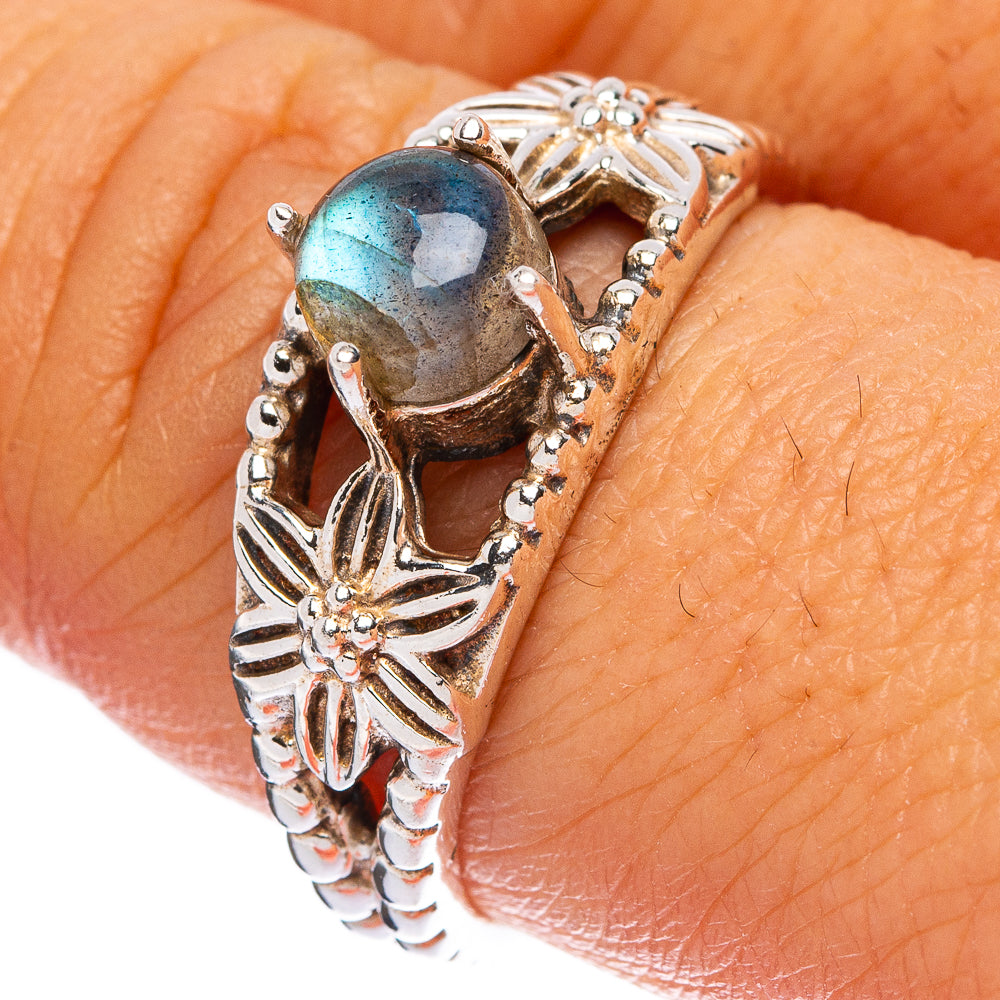 Labradorite Ring Size 8.5 (925 Sterling Silver) R146328