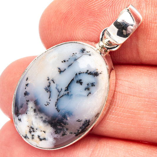 Dendritic agate oval pendant in .925 sterling silver bezel, white with dark gray-blue veins