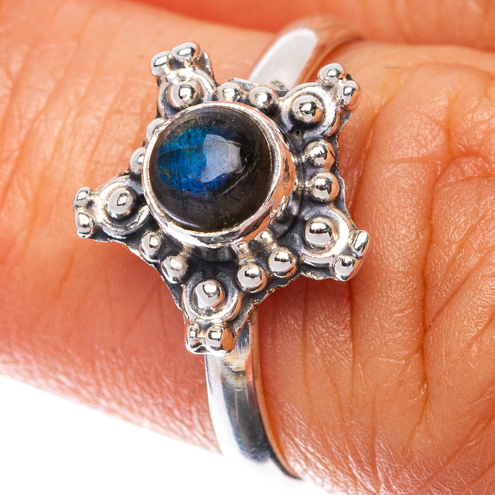 925 sterling silver dainty ring with round blue labradorite center and ornate settings