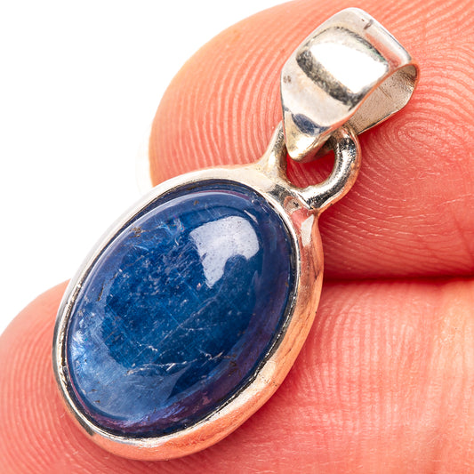 Kyanite pendant in .925 sterling silver with oval blue stone bezel