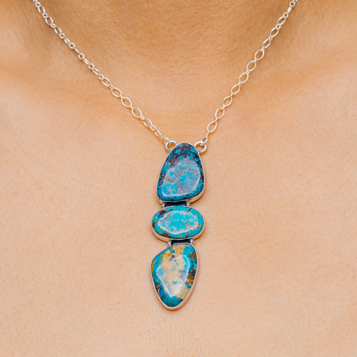 Southwestern Style Ithaca Peak Turquoise Necklace 19" (.925 Sterling Silver)
