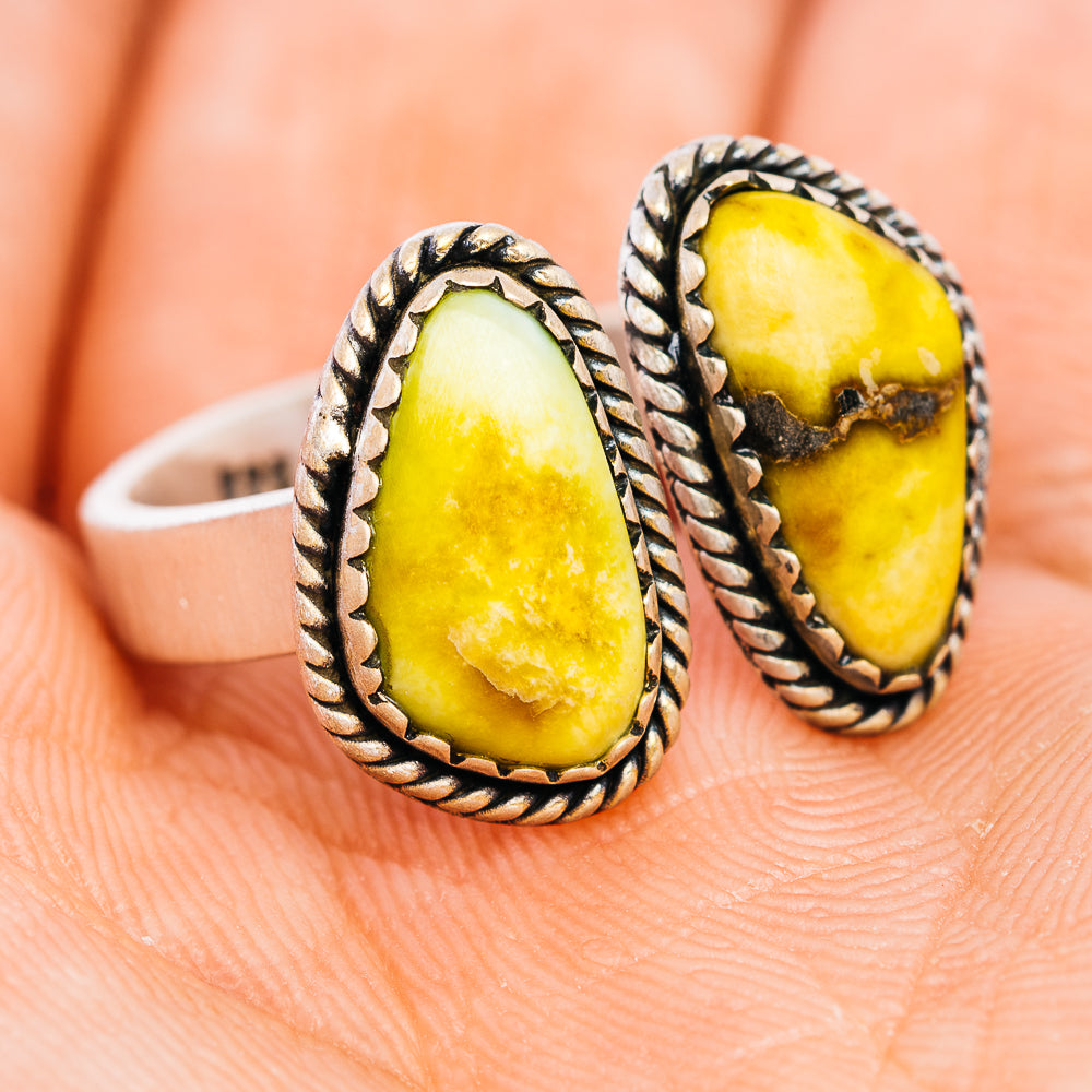 Oval yellow stone Sterling silver ring with braided bezel, side profile