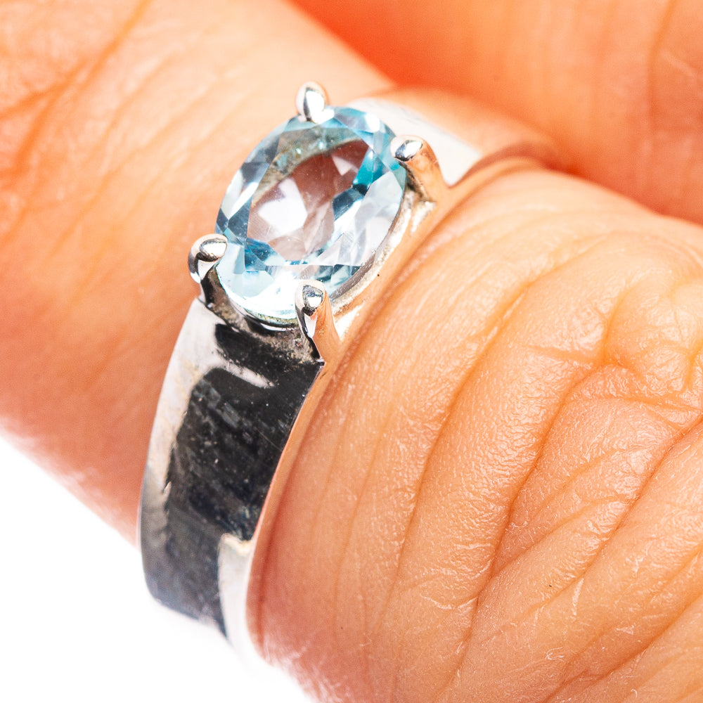 Blue Topaz Dainty Ring Size 7 (925 Sterling Silver) R142532