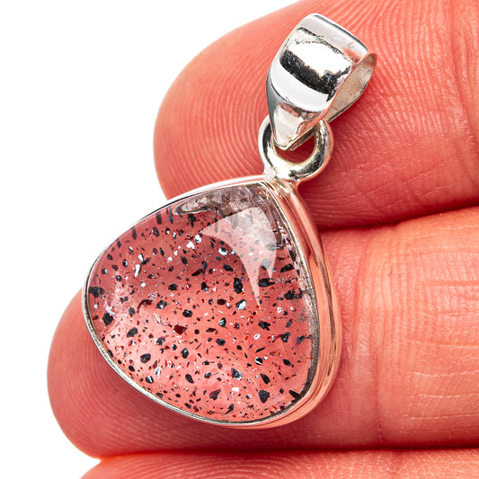 Orire Lucky Quartz Pendant 1 1/8" (.925 Sterling Silver)